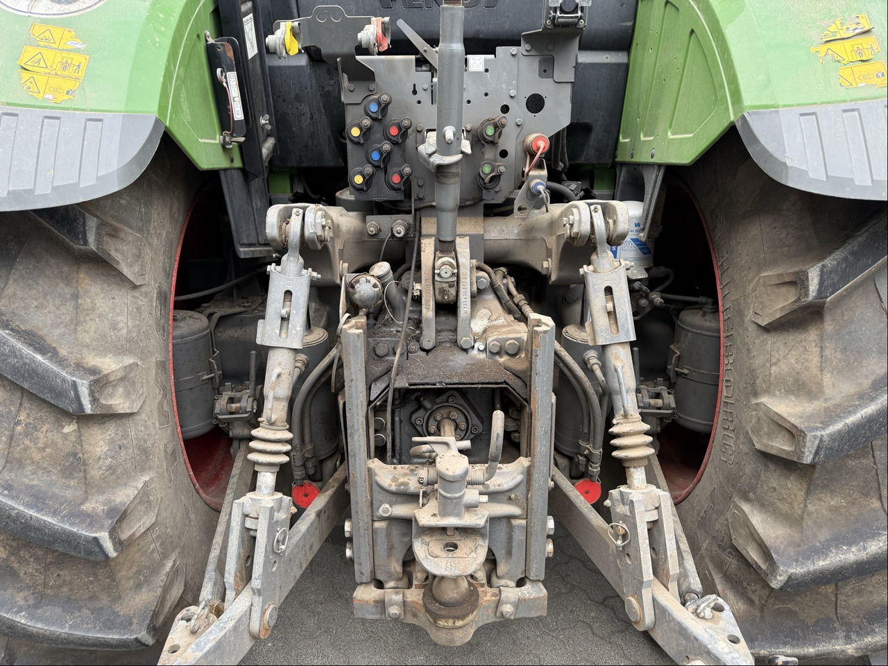 Fendt 724 Vario S4 - 拖拉机:图3 Fendt 724 Vario S4 - 拖拉机:图3
