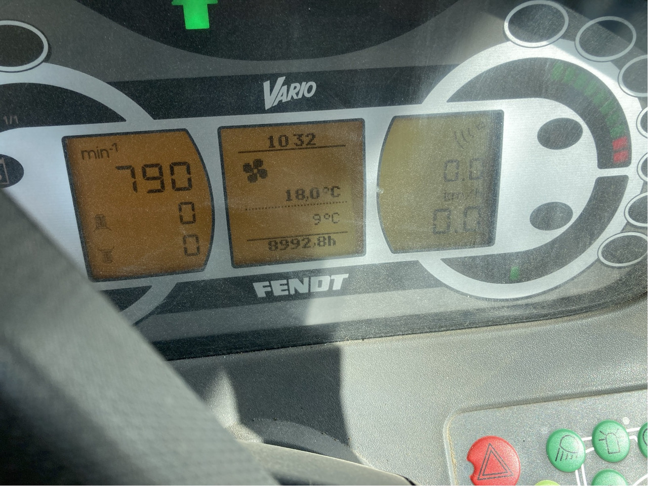 Fendt 724 Vario SCR - 拖拉机:图4 Fendt 724 Vario SCR - 拖拉机:图4