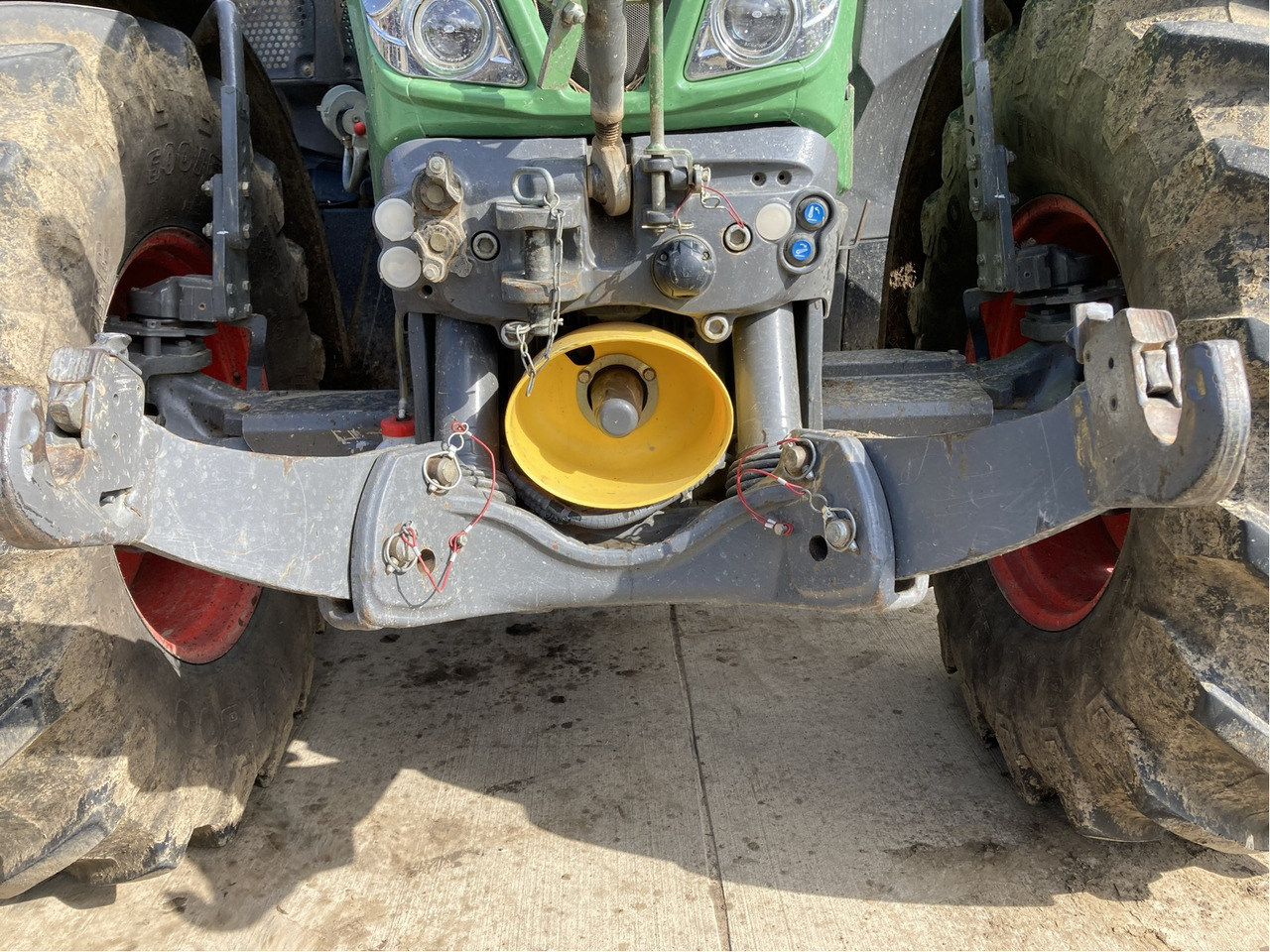 Fendt 724 Vario SCR - 拖拉机:图3 Fendt 724 Vario SCR - 拖拉机:图3