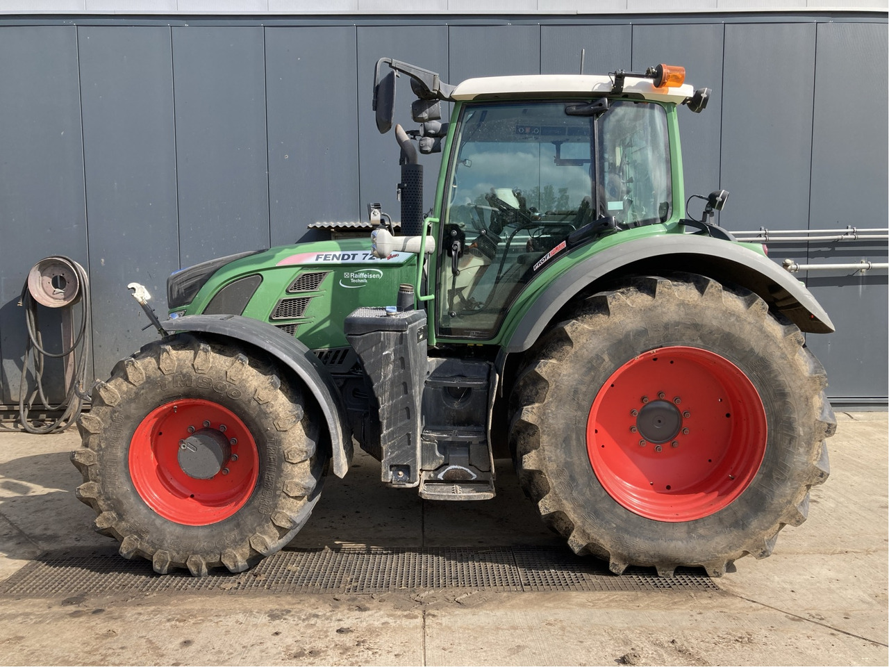Fendt 724 Vario SCR - 拖拉机:图1 Fendt 724 Vario SCR - 拖拉机:图1