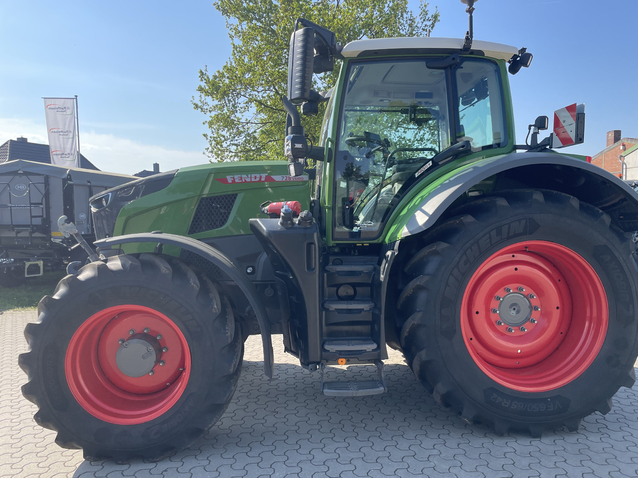 Fendt 728 Vario Gen7 Profi Setting2 - 拖拉机:图1 Fendt 728 Vario Gen7 Profi Setting2 - 拖拉机:图1
