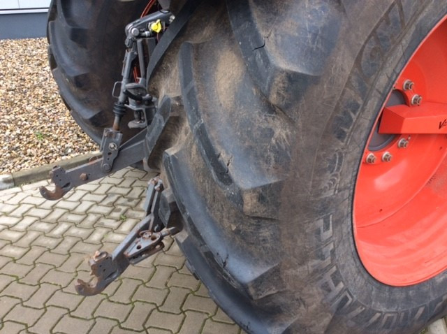 Fendt 824 Vario S4 Profi - 拖拉机:图2 Fendt 824 Vario S4 Profi - 拖拉机:图2