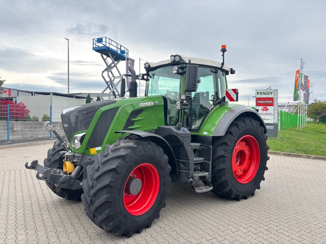 Fendt 826 Vario S4 Profi - RÜFA - 拖拉机:图1 Fendt 826 Vario S4 Profi - RÜFA - 拖拉机:图1