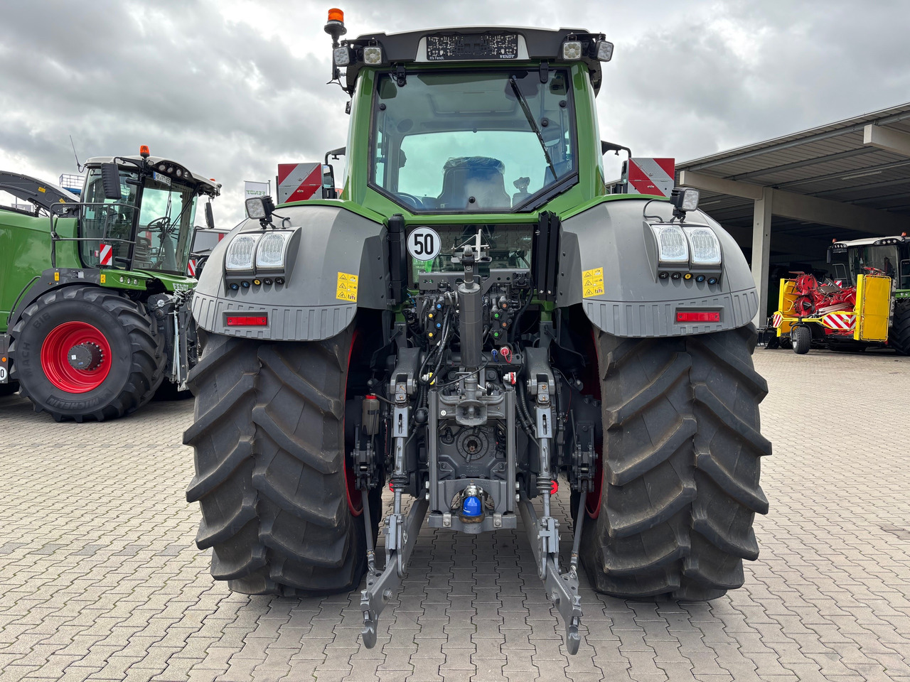 Fendt 826 Vario S4 ProfiPlus - 拖拉机:图5 Fendt 826 Vario S4 ProfiPlus - 拖拉机:图5
