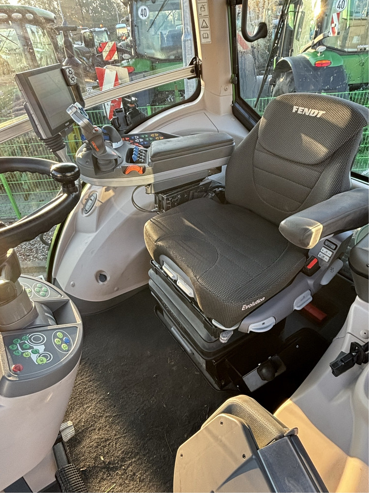Fendt 826 Vario S4 ProfiPlus - 拖拉机:图4 Fendt 826 Vario S4 ProfiPlus - 拖拉机:图4