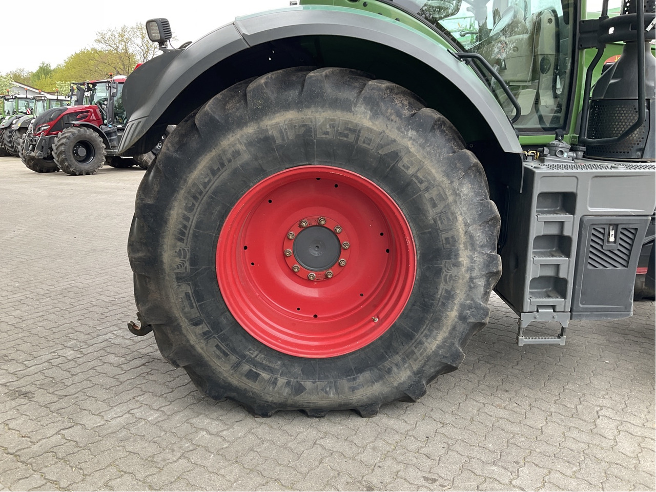 Fendt 826 Vario S4 - 拖拉机:图3 Fendt 826 Vario S4 - 拖拉机:图3