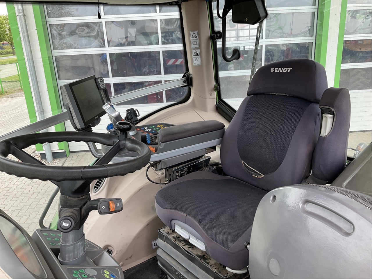 Fendt 826 Vario S4 - 拖拉机:图2 Fendt 826 Vario S4 - 拖拉机:图2