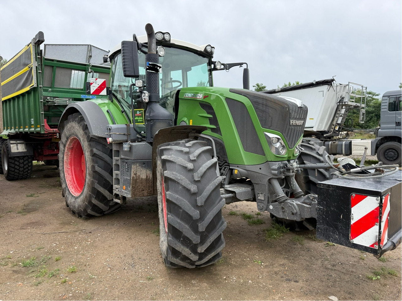 Fendt 828 Vario S4 ProfiPlus - 拖拉机:图1 Fendt 828 Vario S4 ProfiPlus - 拖拉机:图1