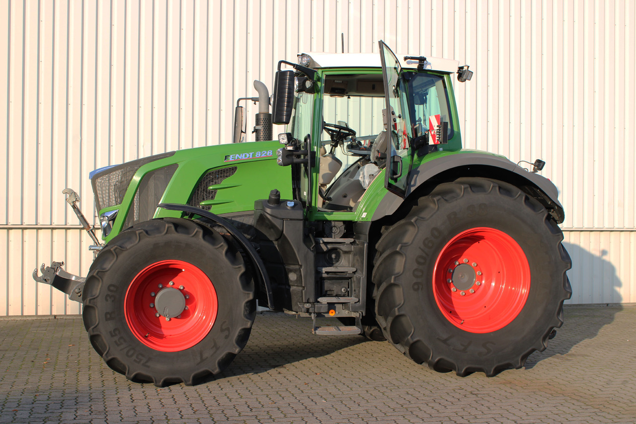 Fendt 828 Vario S4 ProfiPlus - 拖拉机:图1 Fendt 828 Vario S4 ProfiPlus - 拖拉机:图1