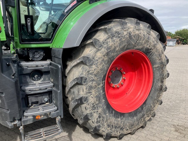 Fendt 828 Vario S4 ProfiPlus - 拖拉机:图4 Fendt 828 Vario S4 ProfiPlus - 拖拉机:图4