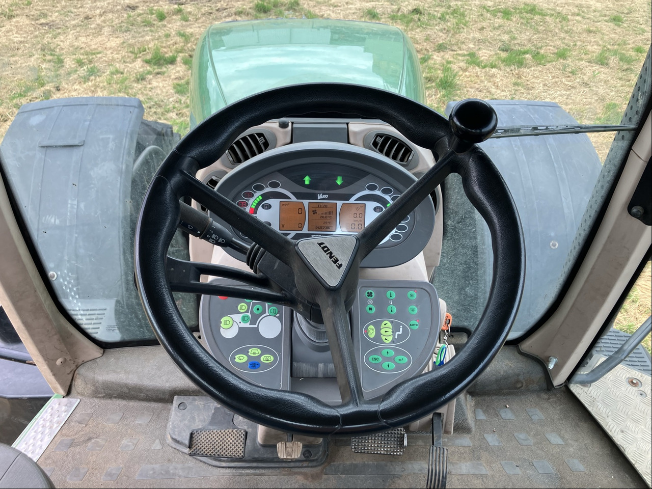 Fendt 927Profi SCR - 拖拉机:图3 Fendt 927Profi SCR - 拖拉机:图3