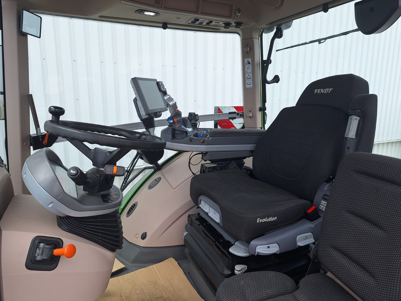 Fendt 942 Vario Gen6 ProfiPlus - 拖拉机:图5 Fendt 942 Vario Gen6 ProfiPlus - 拖拉机:图5
