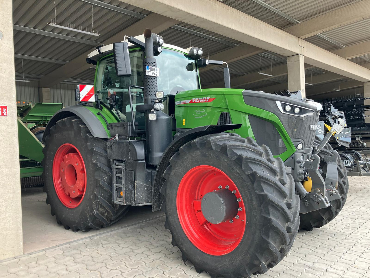 Fendt 942 Vario Gen7 Profi Setting2 - 拖拉机:图1 Fendt 942 Vario Gen7 Profi Setting2 - 拖拉机:图1