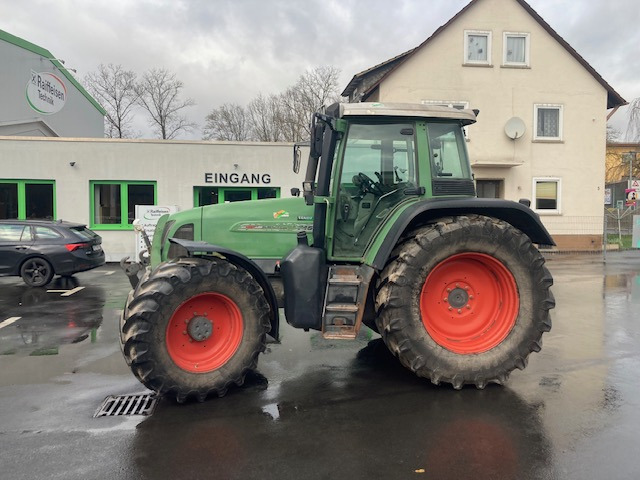 Fendt Favorit 714 Vario - 拖拉机:图1 Fendt Favorit 714 Vario - 拖拉机:图1
