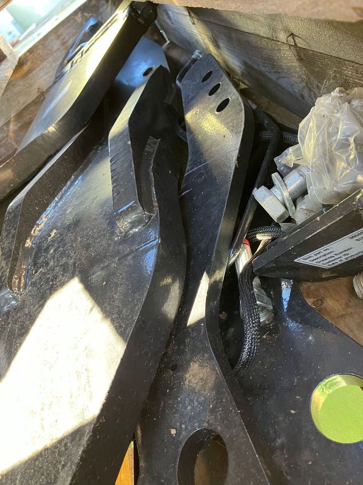 Fendt Frontlader - Anbauteile - 牵引车前端装载机:图2 Fendt Frontlader - Anbauteile - 牵引车前端装载机:图2