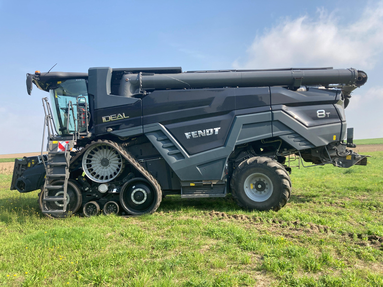 Fendt Ideal 8T - 联合收割机:图1 Fendt Ideal 8T - 联合收割机:图1