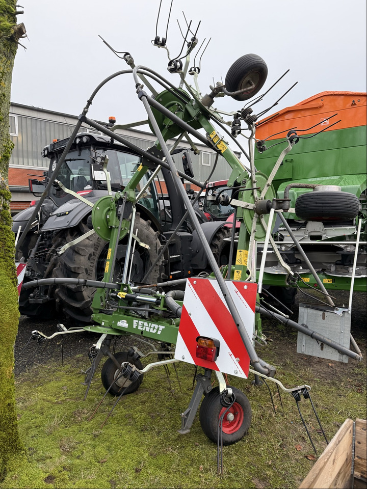 Fendt Twister 7706 DN - 翻草机/ 搂草机:图2 Fendt Twister 7706 DN - 翻草机/ 搂草机:图2