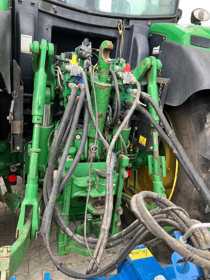 John Deere 6150R - 拖拉机:图3 John Deere 6150R - 拖拉机:图3