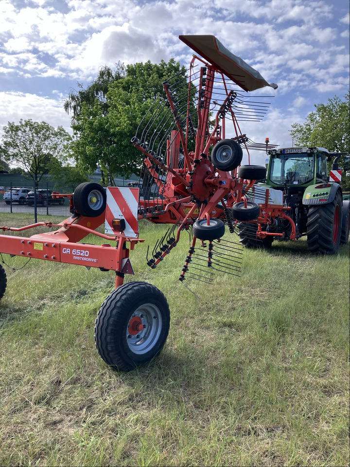 Kuhn 6520 - 翻草机/ 搂草机:图4 Kuhn 6520 - 翻草机/ 搂草机:图4