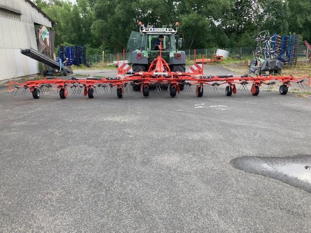Kuhn GF 10803 Heuwender - 翻草机/ 搂草机:图1 Kuhn GF 10803 Heuwender - 翻草机/ 搂草机:图1