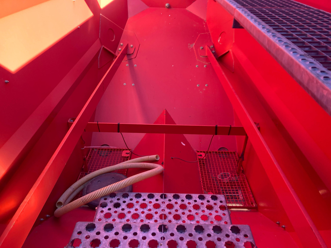 Kverneland DG 12000 - 条播机:图4 Kverneland DG 12000 - 条播机:图4