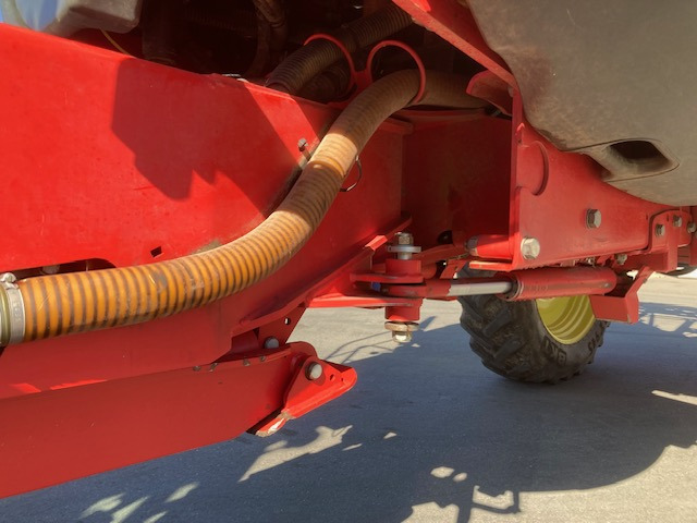 Kverneland iXtrack C 40 - 喷雾机:图2 Kverneland iXtrack C 40 - 喷雾机:图2