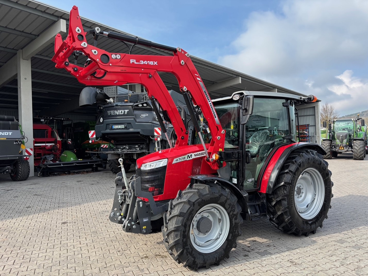 Massey Ferguson 4708 M Cab - 拖拉机:图1 Massey Ferguson 4708 M Cab - 拖拉机:图1