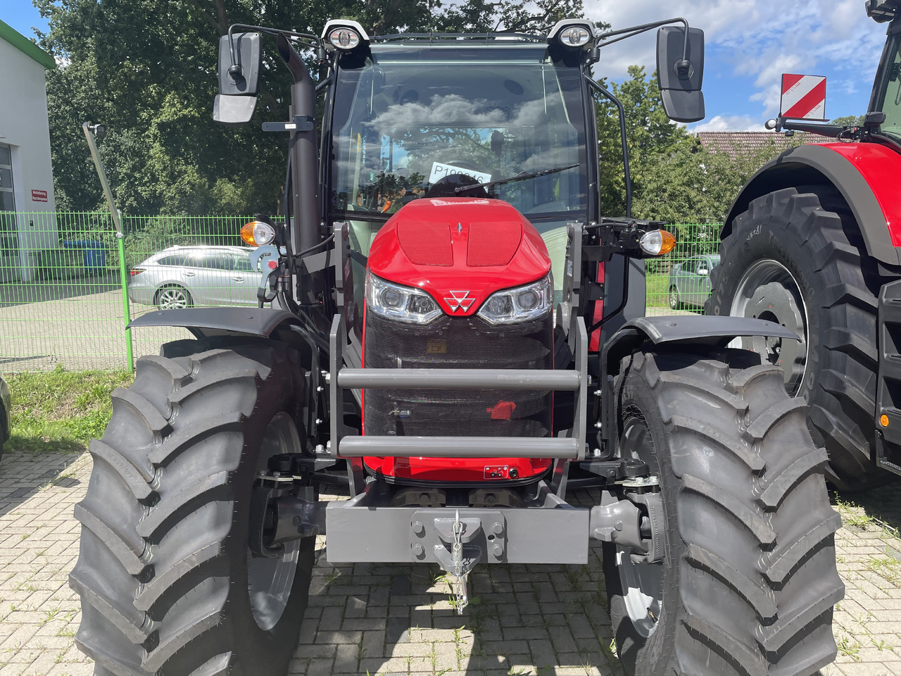 Massey Ferguson 5711M Dyna-4 4WD Cab - 拖拉机:图1 Massey Ferguson 5711M Dyna-4 4WD Cab - 拖拉机:图1