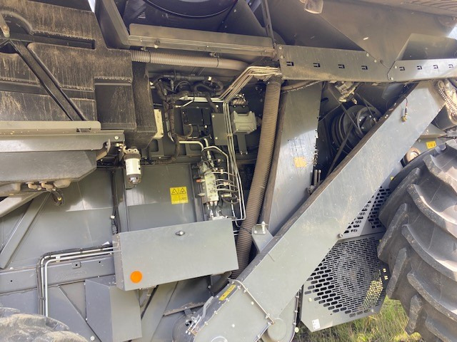 Massey Ferguson 7370 Beta - 联合收割机:图5 Massey Ferguson 7370 Beta - 联合收割机:图5