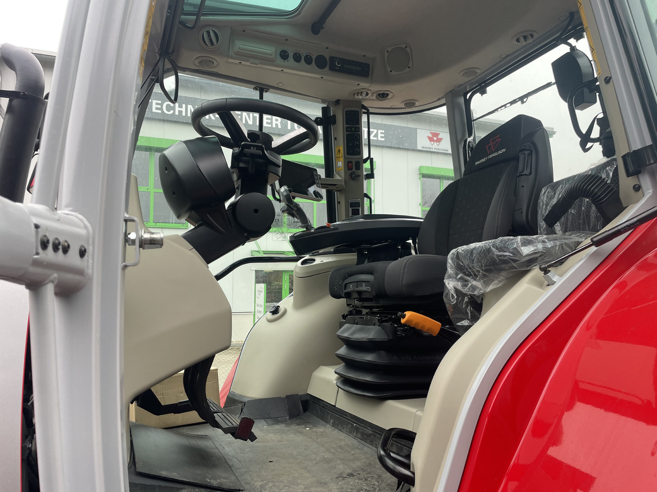 Massey Ferguson 7S.210 Dyna-VT EXCLUS - 拖拉机:图4 Massey Ferguson 7S.210 Dyna-VT EXCLUS - 拖拉机:图4