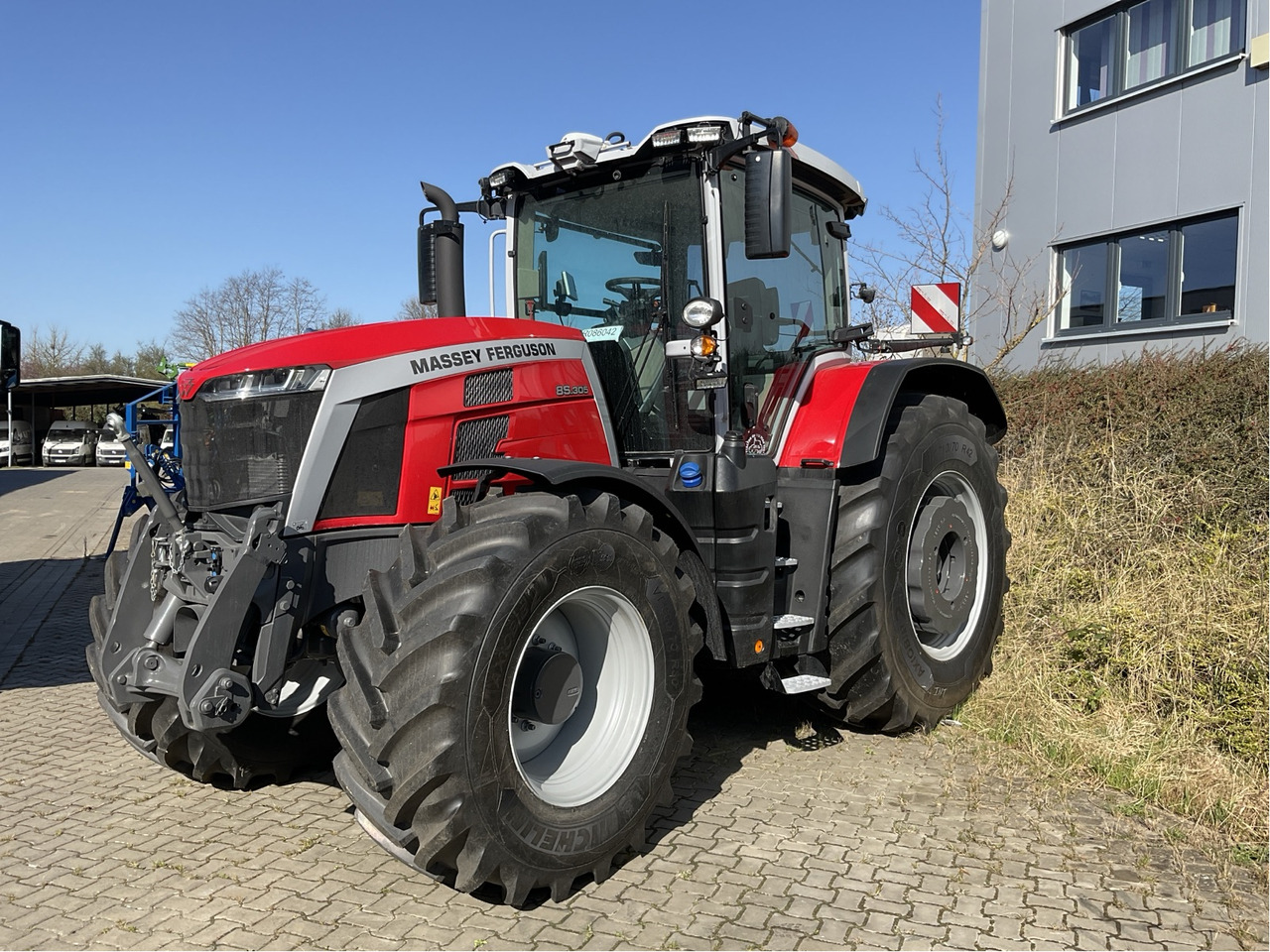 Massey Ferguson 8S.305 Dyna-VT EXCLUSIVE - 拖拉机:图1 Massey Ferguson 8S.305 Dyna-VT EXCLUSIVE - 拖拉机:图1