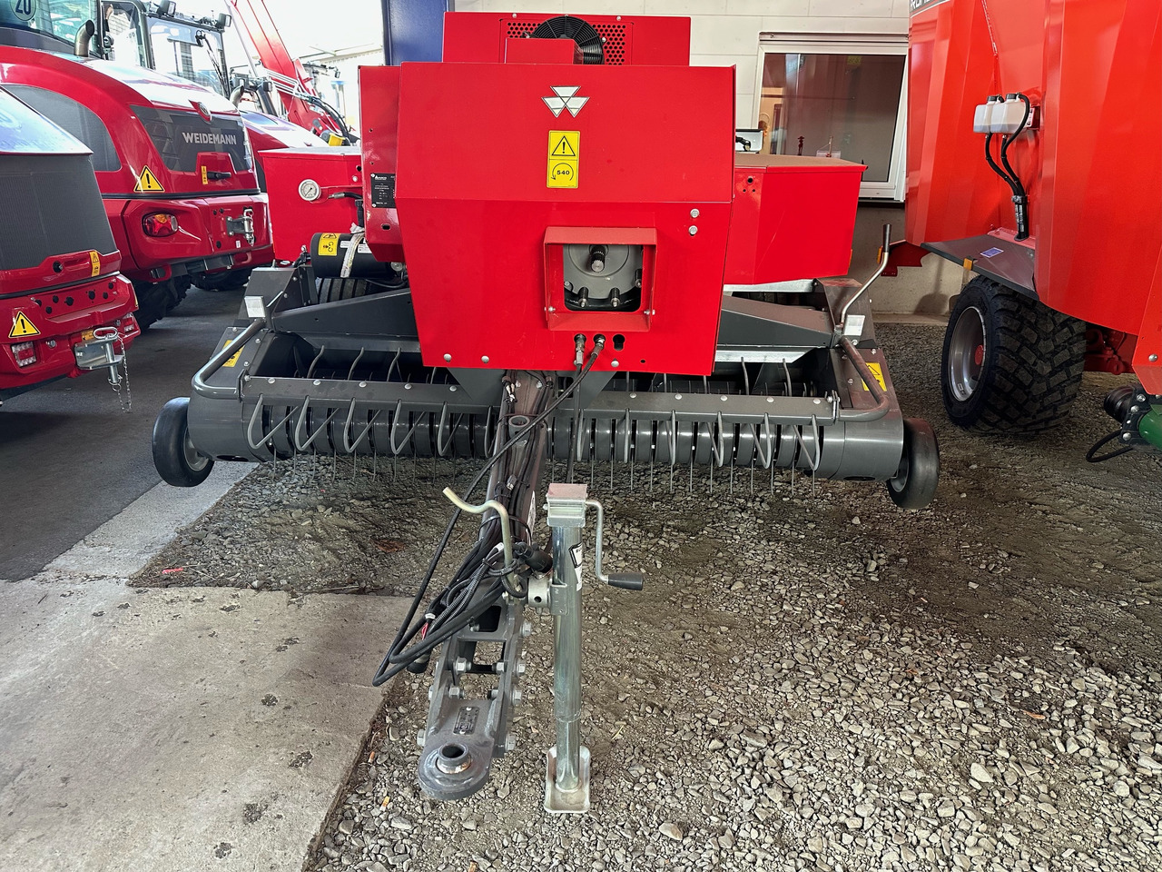 Massey Ferguson Hochdruckpresse 1840 - 包膜机:图3 Massey Ferguson Hochdruckpresse 1840 - 包膜机:图3