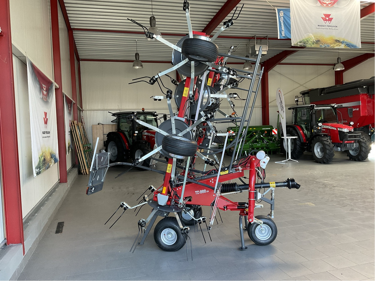 Massey Ferguson TD 868 DN Heuwender - 翻草机/ 搂草机:图2 Massey Ferguson TD 868 DN Heuwender - 翻草机/ 搂草机:图2