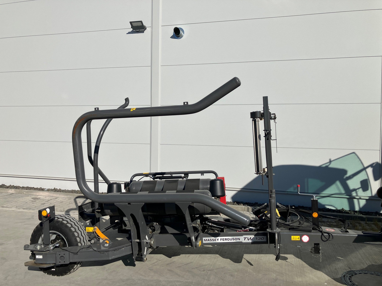 Massey Ferguson TW 130 - 干草和饲料设备:图4 Massey Ferguson TW 130 - 干草和饲料设备:图4