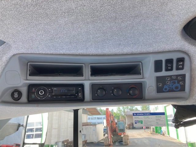 New Holland T6.155 AutoCommand - 拖拉机:图4 New Holland T6.155 AutoCommand - 拖拉机:图4