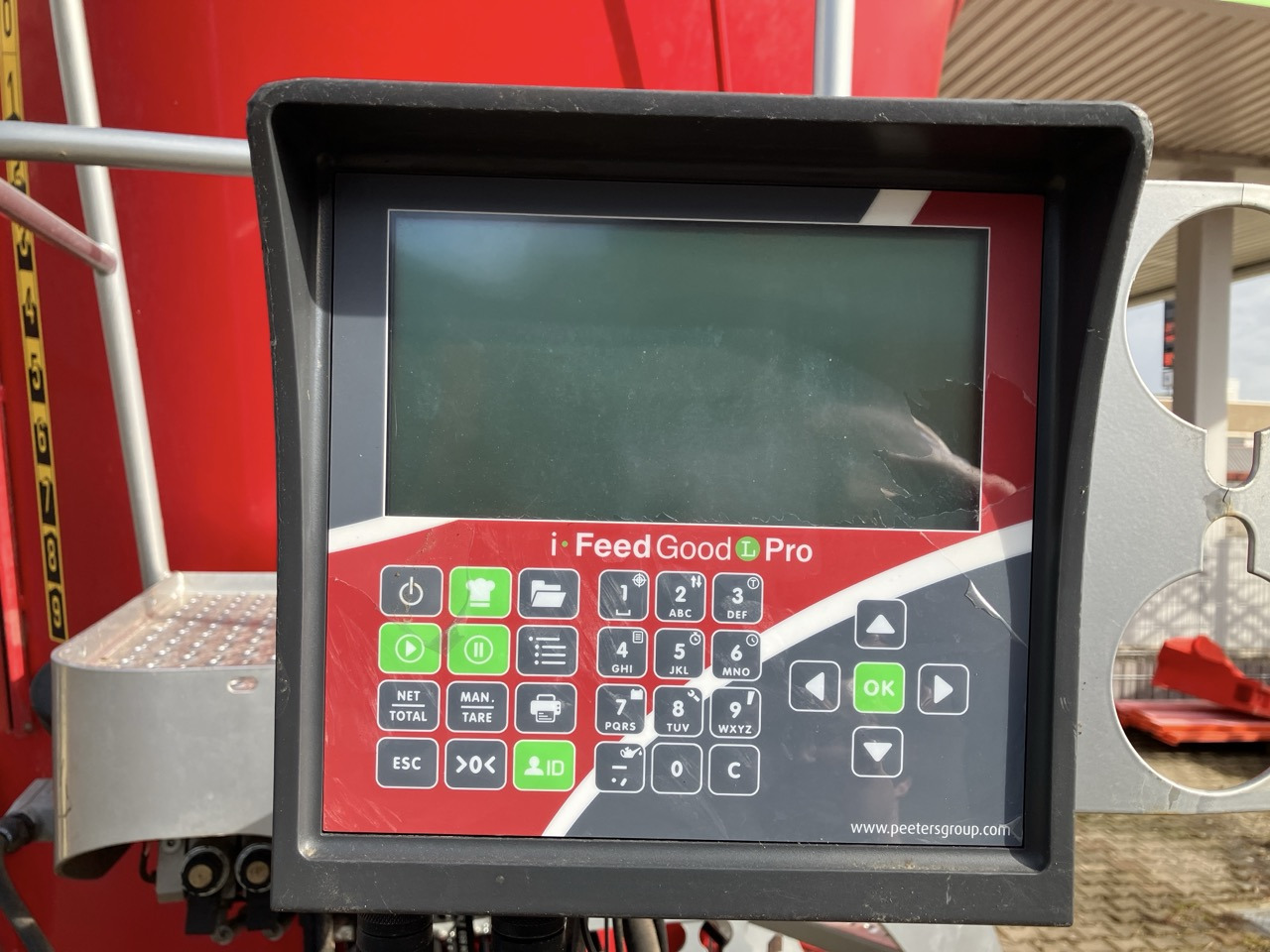 Peecon Peecon Biga 20-215 Twin Plus - 饲料搅拌车:图5 Peecon Peecon Biga 20-215 Twin Plus - 饲料搅拌车:图5
