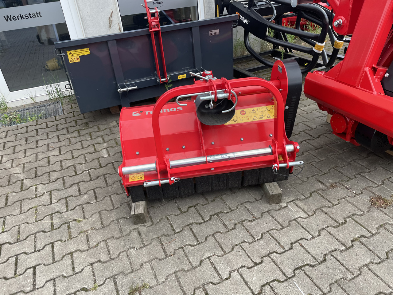 Tehnos Mulcher LS 110 LW - 甩刀式割草机:图1 Tehnos Mulcher LS 110 LW - 甩刀式割草机:图1