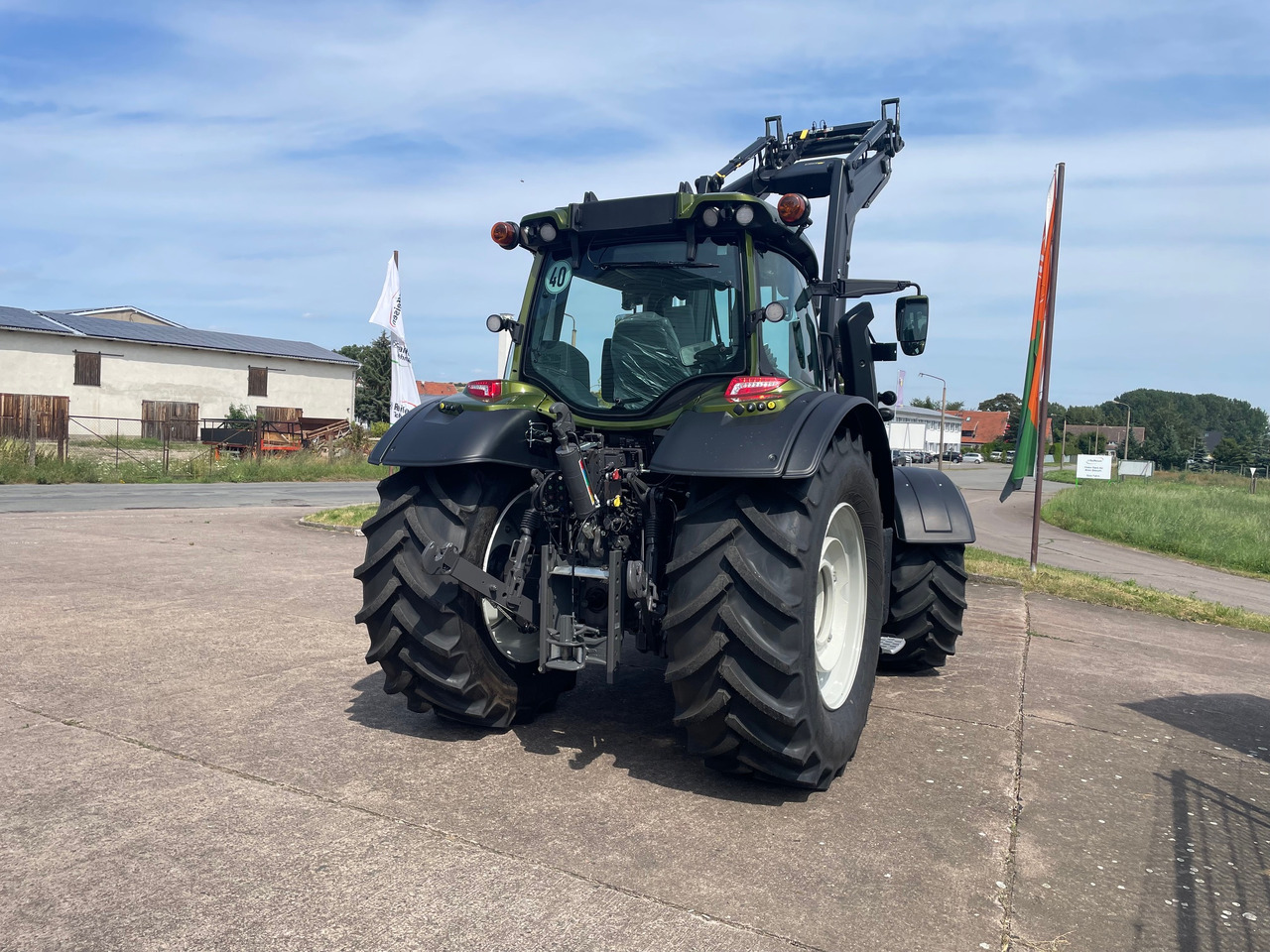 Valtra N155 EA 2B1 - 拖拉机:图4 Valtra N155 EA 2B1 - 拖拉机:图4