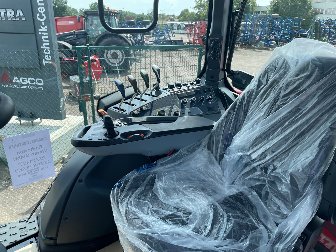 Valtra N155 EA 2B1 - 拖拉机:图2 Valtra N155 EA 2B1 - 拖拉机:图2