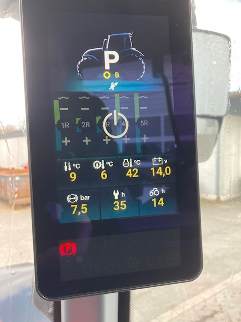Valtra Q 265 - 拖拉机:图2 Valtra Q 265 - 拖拉机:图2