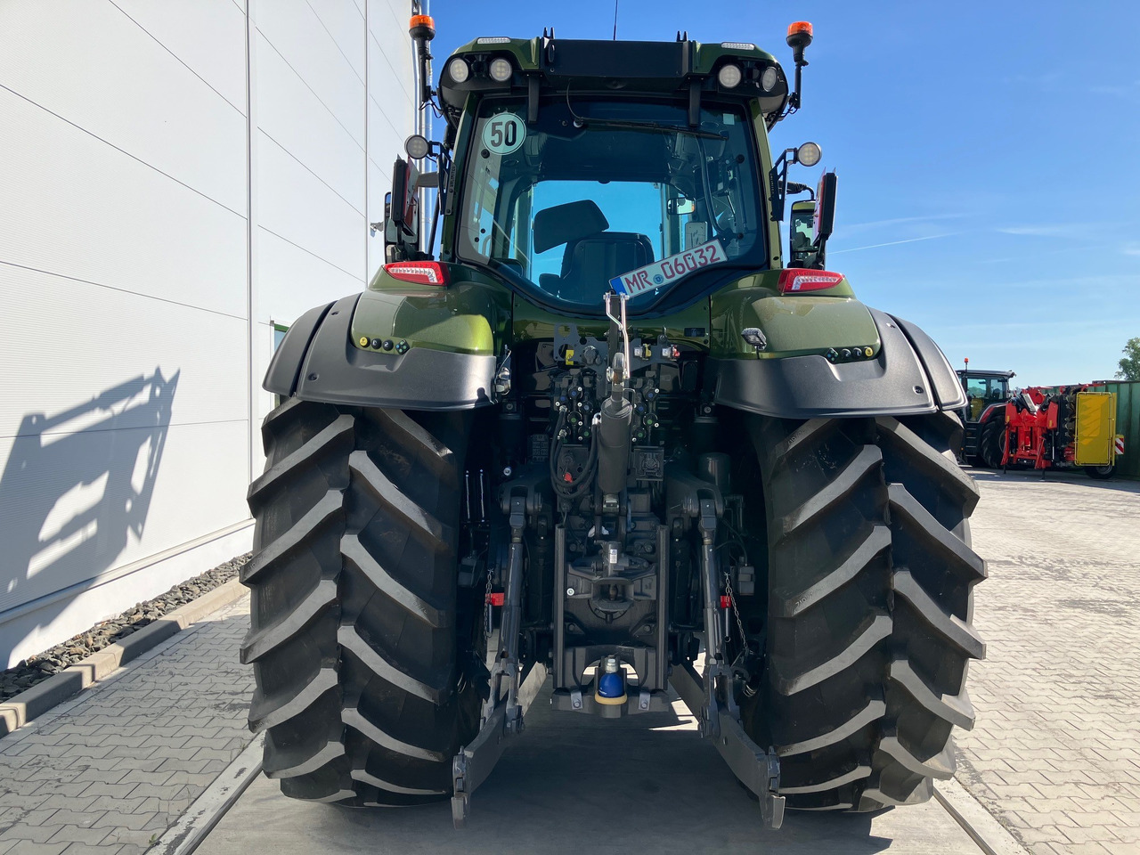 Valtra Q 285 - 拖拉机:图3 Valtra Q 285 - 拖拉机:图3