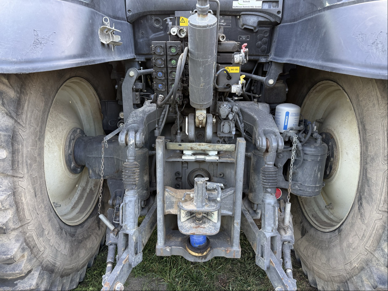 Valtra T 254 Versu - 拖拉机:图2 Valtra T 254 Versu - 拖拉机:图2