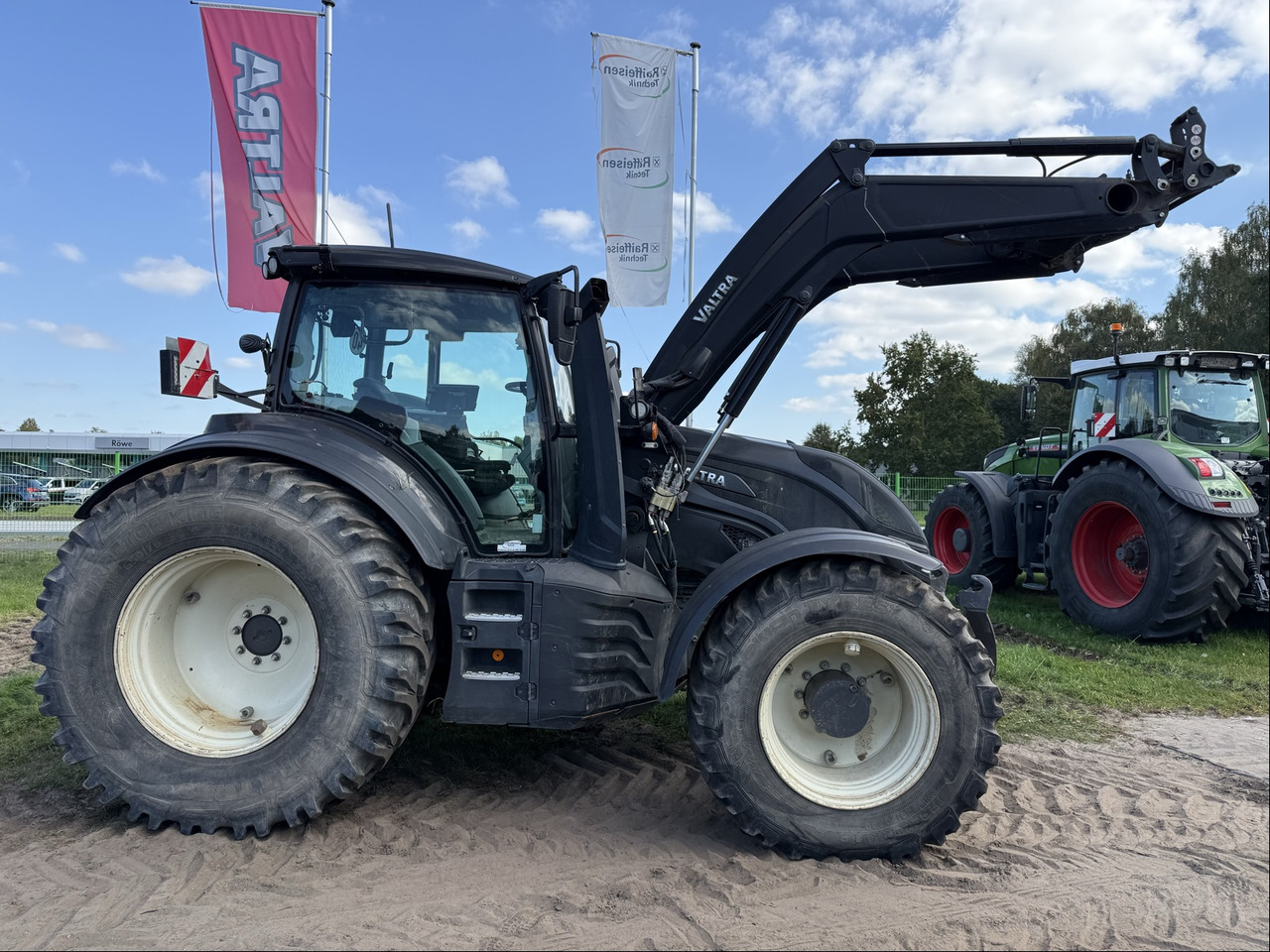 Valtra T 254 Versu - 拖拉机:图5 Valtra T 254 Versu - 拖拉机:图5