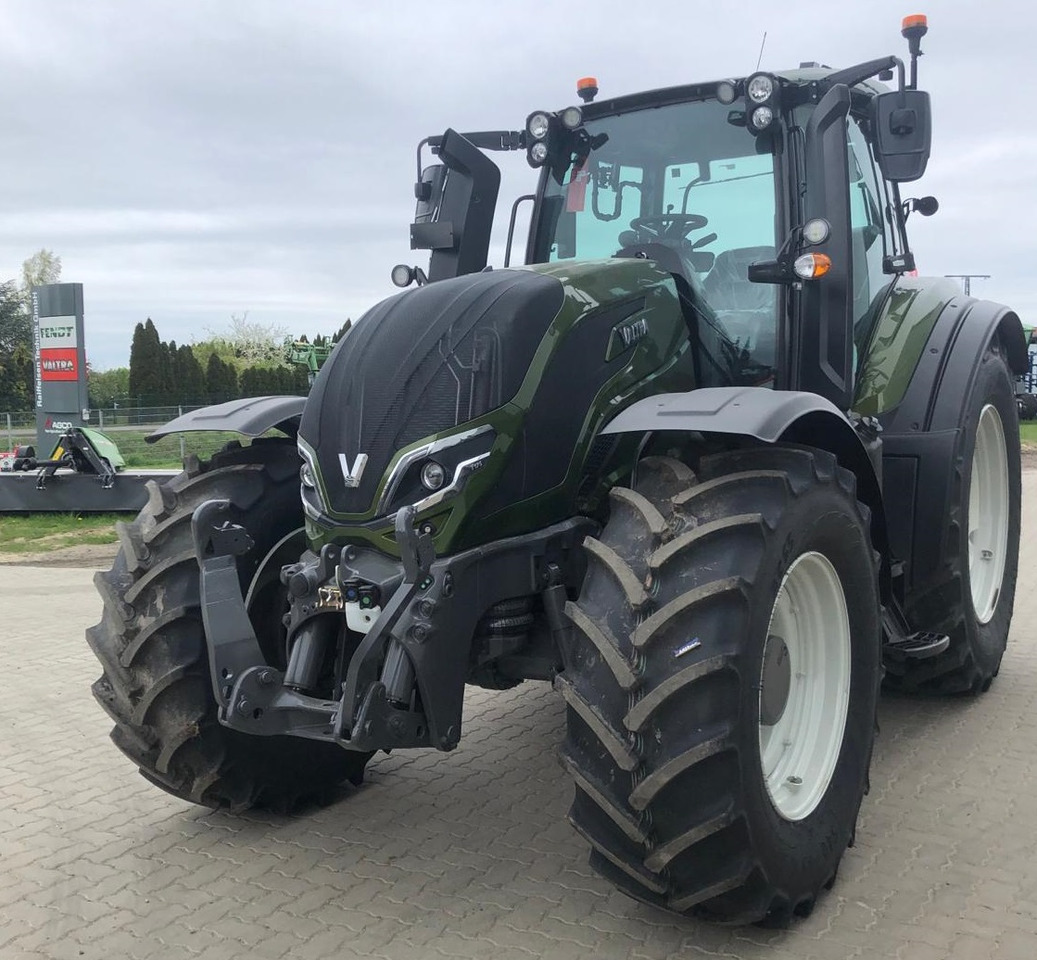 Valtra T175EA - 拖拉机:图1 Valtra T175EA - 拖拉机:图1