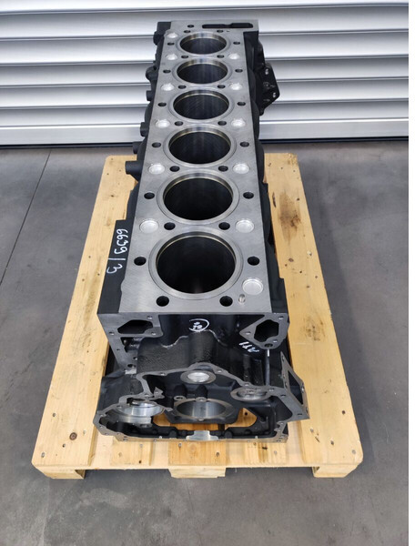 MAN D2676 Euro 6 - 曲轴箱 适用于 卡车:图3 MAN D2676 Euro 6 - 曲轴箱 适用于 卡车:图3