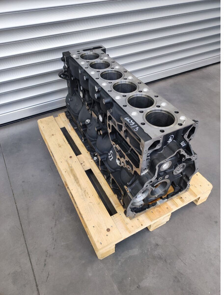 MAN D2676 Euro 6 - 曲轴箱 适用于 卡车:图5 MAN D2676 Euro 6 - 曲轴箱 适用于 卡车:图5