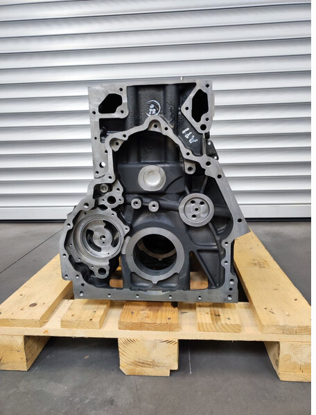 MAN D2676 Euro 6 - 曲轴箱 适用于 卡车:图2 MAN D2676 Euro 6 - 曲轴箱 适用于 卡车:图2