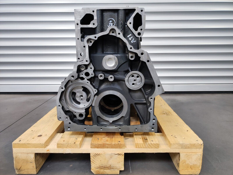 MAN D2676 Euro 6 - 曲轴箱 适用于 卡车:图1 MAN D2676 Euro 6 - 曲轴箱 适用于 卡车:图1