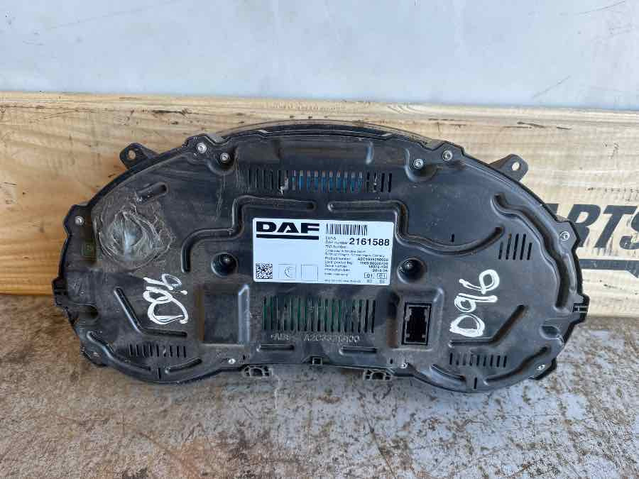 DAF INSTRUMENT PANEL 2161588 - 驾驶室和内部 适用于 卡车:图3 DAF INSTRUMENT PANEL 2161588 - 驾驶室和内部 适用于 卡车:图3