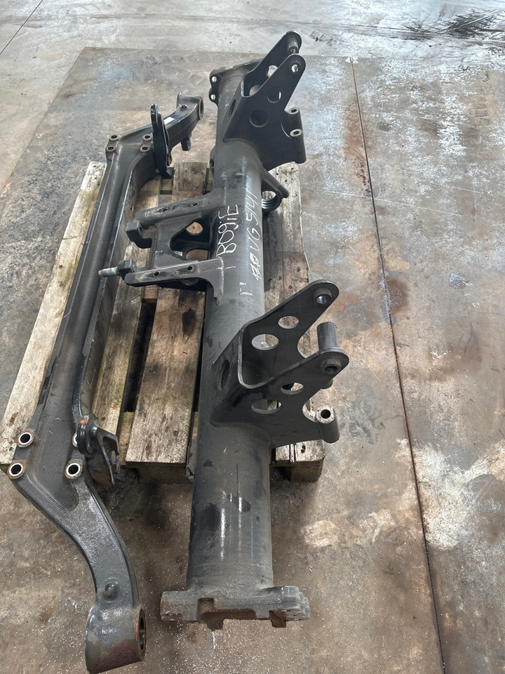 MAN BOOGIE AXLE 81.35003-7852 - 轴及其零件 适用于 卡车:图1 MAN BOOGIE AXLE 81.35003-7852 - 轴及其零件 适用于 卡车:图1